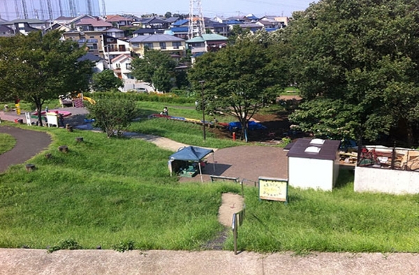 横浜市神奈川区羽沢町のアパート(片倉自然公園)