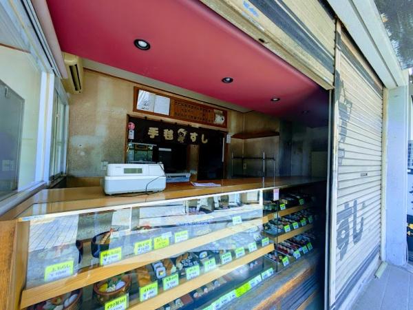横浜市西区中央２丁目の店舗（建物一部）