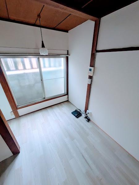 横浜市戸塚区吉田町の貸家