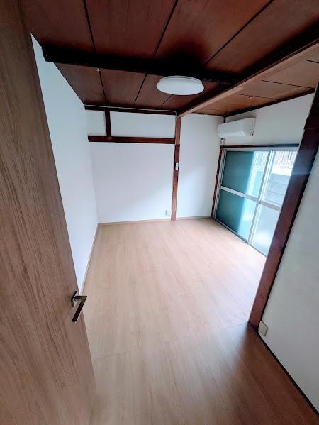 横浜市戸塚区吉田町の貸家