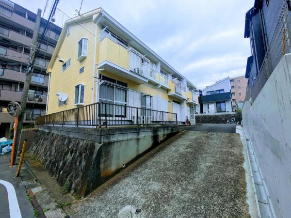 横浜市保土ケ谷区法泉２丁目のアパート
