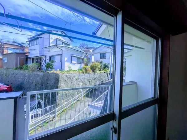 横浜市中区柏葉のアパート