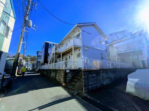 横浜市神奈川区神之木台のアパート