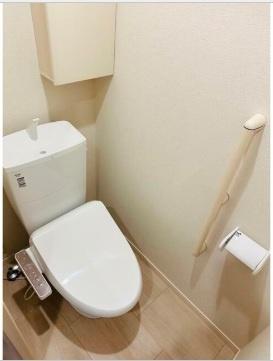 横浜市神奈川区六角橋４丁目のテラスハウス