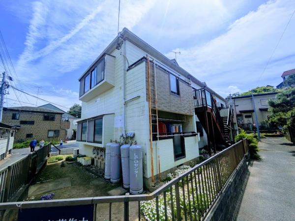 横浜市南区六ツ川１丁目のアパート