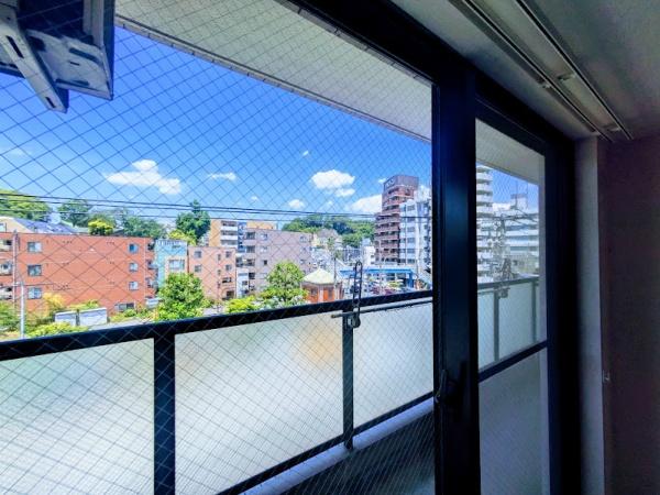 横浜市西区浅間町１丁目のマンション
