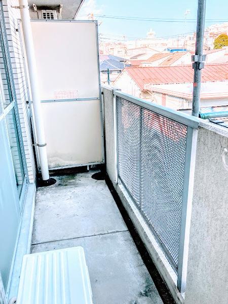 横浜市神奈川区六角橋１丁目のマンション