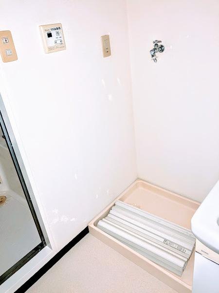 横浜市神奈川区六角橋１丁目のマンション