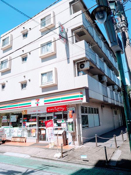 横浜市神奈川区六角橋１丁目のマンション