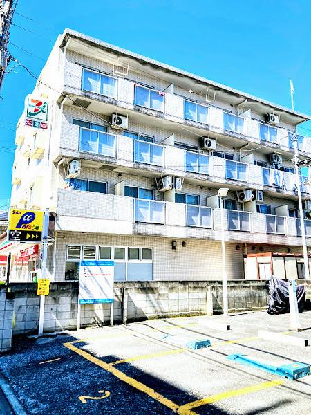 横浜市神奈川区六角橋１丁目のマンション