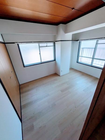 横浜市南区大岡５丁目のマンション