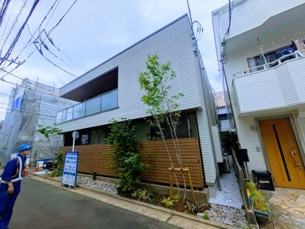 横浜市神奈川区上反町１丁目のテラスハウス