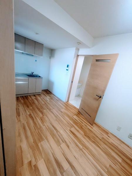 横浜市西区浅間町２丁目のマンション