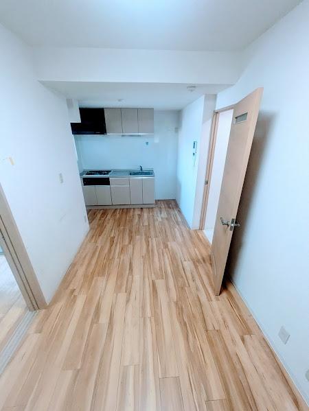 横浜市西区浅間町２丁目のマンション