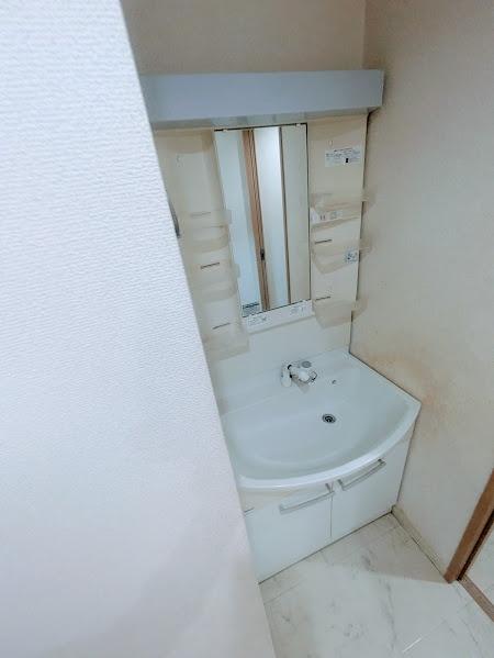 横浜市西区浅間町２丁目のマンション