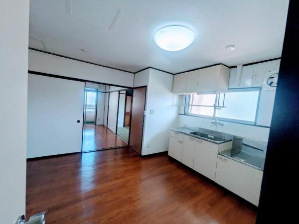 横浜市西区浅間町２丁目のマンション