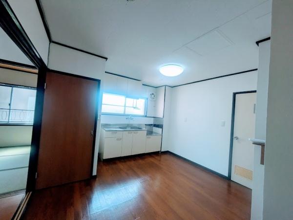 横浜市西区浅間町２丁目のマンション