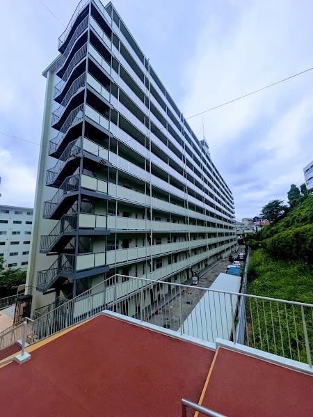横浜市西区宮ケ谷のマンション