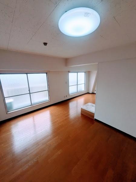 横浜市西区浜松町のマンション