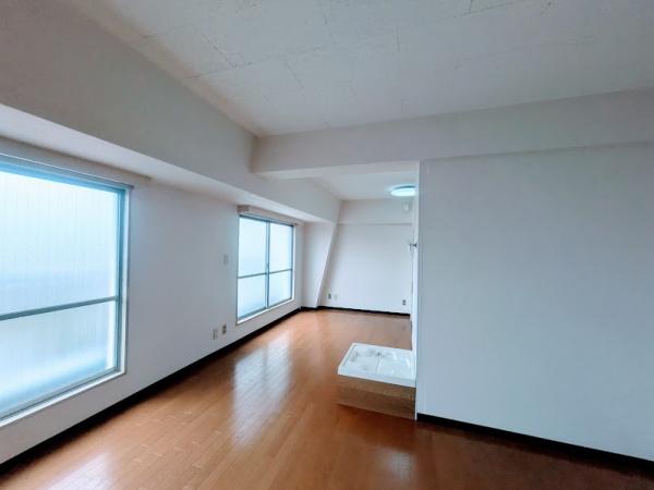 横浜市西区浜松町のマンション