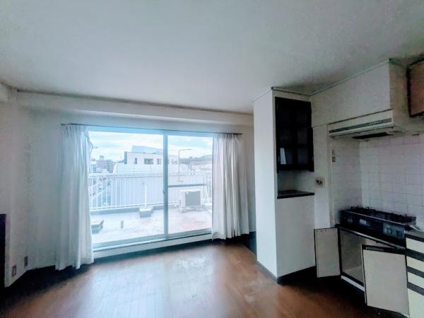 横浜市保土ケ谷区峰岡町２丁目のマンション