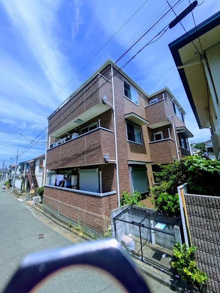 横浜市南区蒔田町のアパート