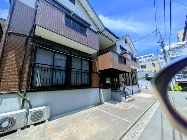 横浜市中区初音町１丁目のアパート