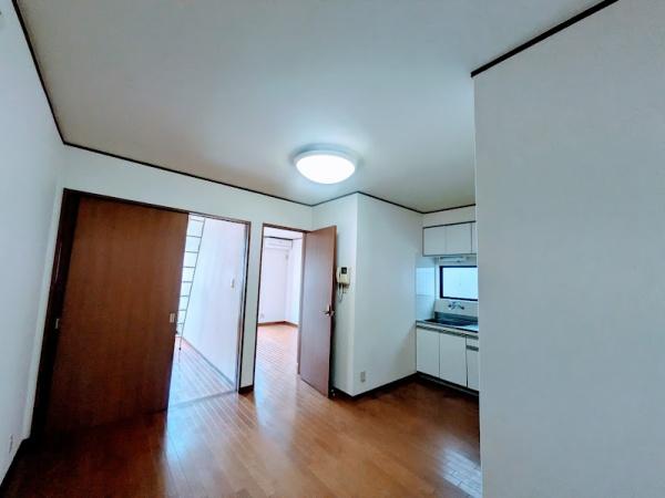 横浜市中区石川町１丁目のアパート