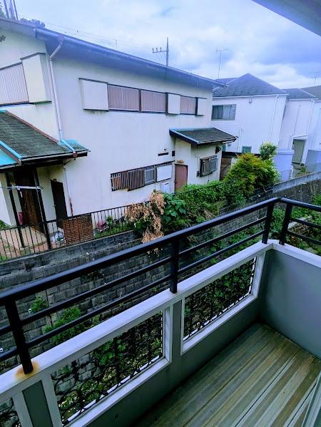 横浜市港南区芹が谷４丁目のテラスハウス