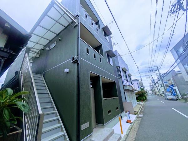 横浜市神奈川区白幡向町のアパート