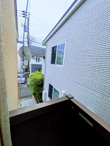 横浜市保土ケ谷区新桜ケ丘２丁目のテラスハウス