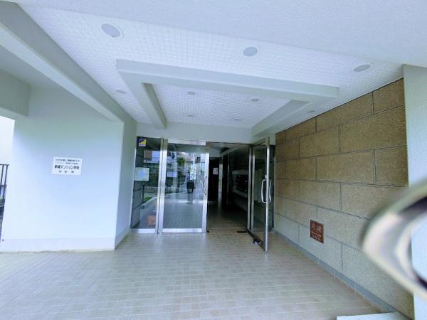 横浜市神奈川区菅田町のマンション