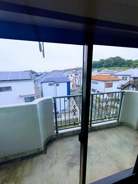 横浜市神奈川区菅田町のマンション