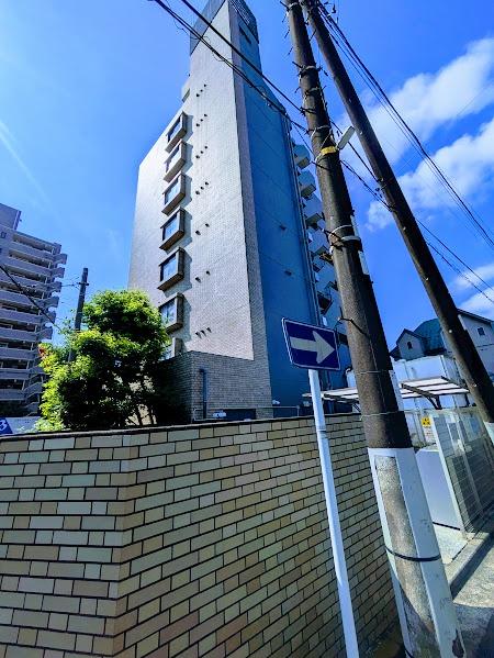 横浜市西区浅間町３丁目のマンション