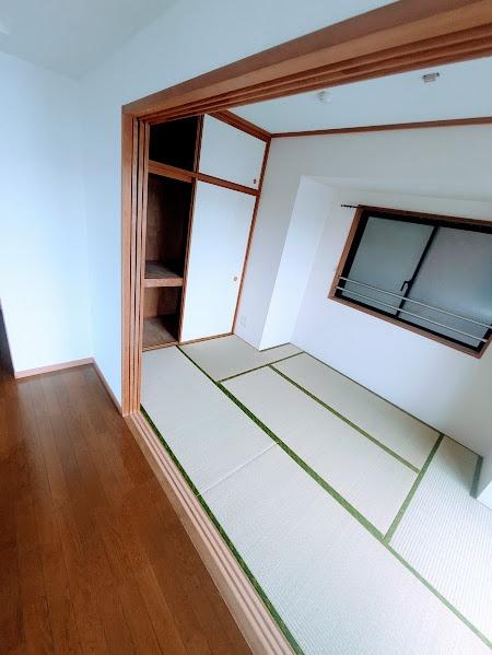 横浜市緑区白山２丁目のマンション