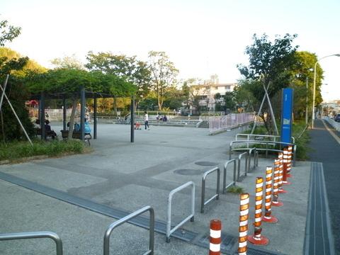 横浜市西区伊勢町１丁目のマンション(戸部公園)
