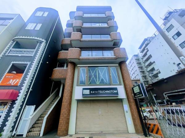 横浜市中区曙町３丁目のマンション