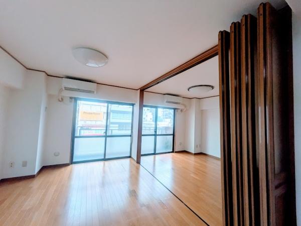 横浜市中区曙町３丁目のマンション