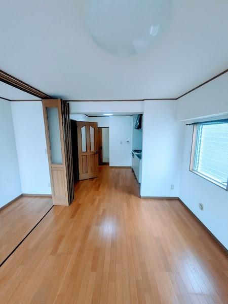 横浜市中区曙町３丁目のマンション