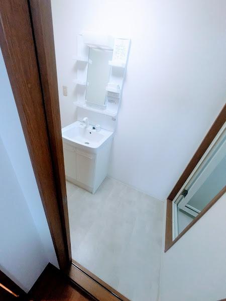 横浜市中区曙町３丁目のマンション