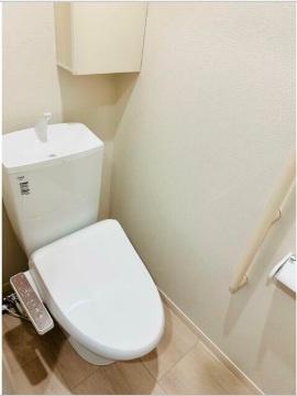 横浜市神奈川区六角橋４丁目のテラスハウス