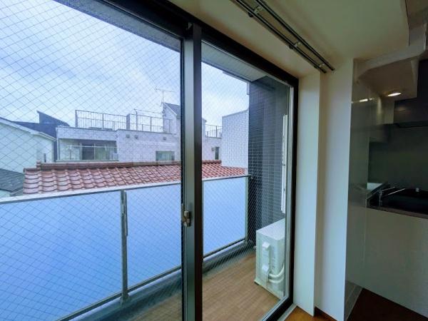 横浜市神奈川区松本町３丁目のマンション