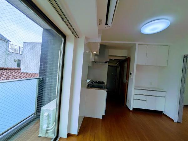 横浜市神奈川区松本町３丁目のマンション