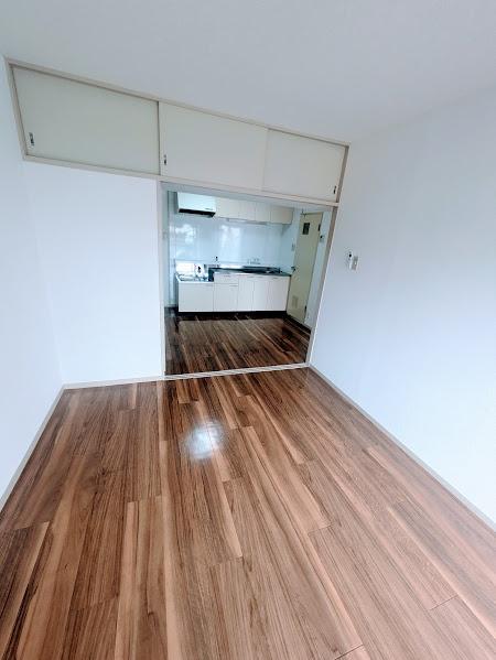 横浜市南区六ツ川２丁目のマンション