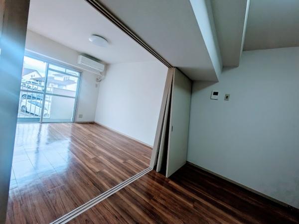 横浜市南区六ツ川２丁目のマンション