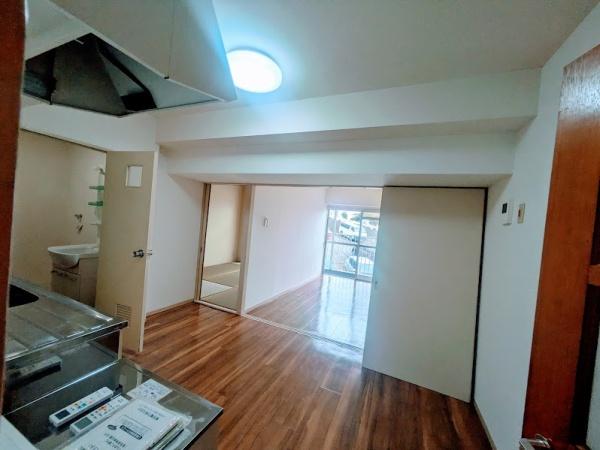 横浜市南区六ツ川２丁目のマンション