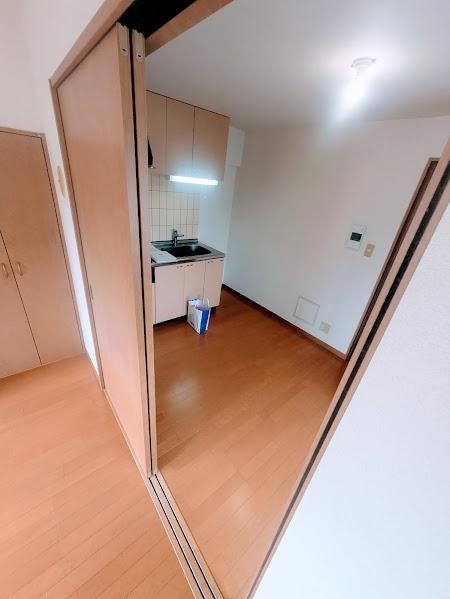 横浜市西区浅間町４丁目のマンション