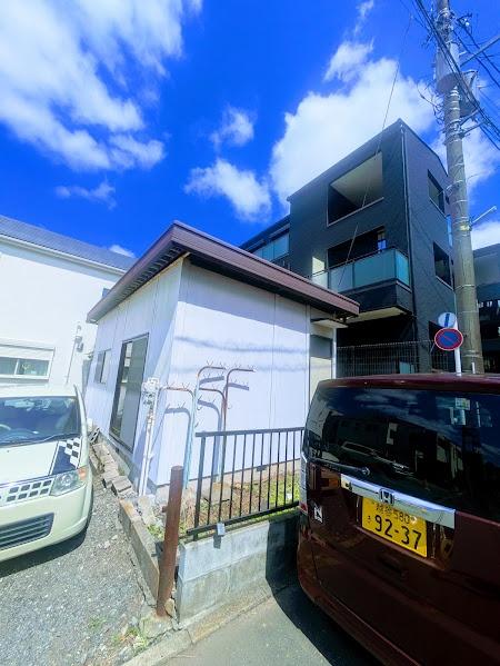 三ッ沢下町平屋住宅