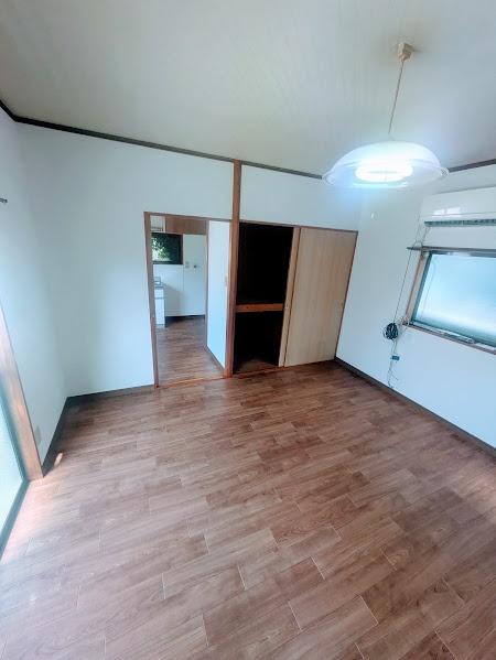 三ッ沢下町平屋住宅