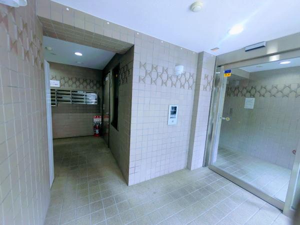横浜市西区浅間町４丁目のマンション